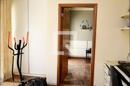 Casa de condomínio para alugar com 300m², 5 quartos e 4 vagasVista Hall 2 Andar