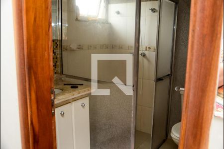 Casa de condomínio para alugar com 300m², 5 quartos e 4 vagasBanheiro Quarto I