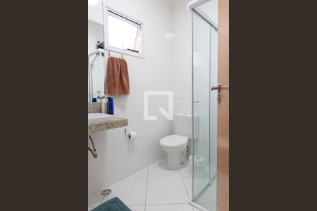 Casa de condomínio à venda com 137m², 2 quartos e 2 vagasBanheiro da Suite