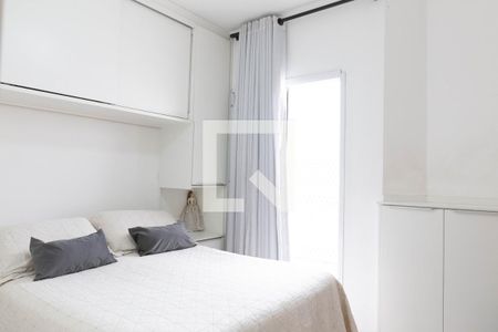 Casa de condomínio à venda com 137m², 2 quartos e 2 vagasSuite