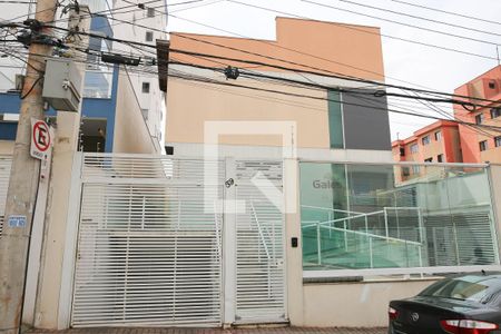 Casa de condomínio à venda com 137m², 2 quartos e 2 vagasFachada