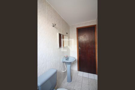 Banheiro Social 1 de casa para alugar com 3 quartos, 100m² em Baeta Neves, São Bernardo do Campo