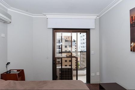 Apartamento à venda com 440m², 4 quartos e 4 vagasSuite 3