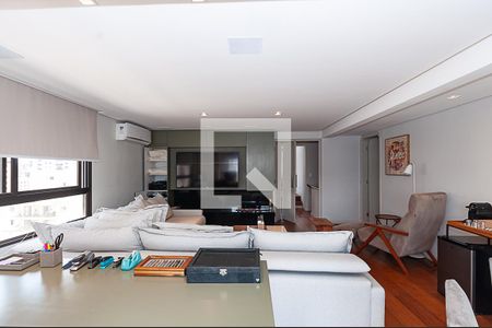 Apartamento à venda com 440m², 4 quartos e 4 vagasHome Thater