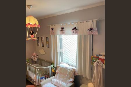 Casa à venda com 3 quartos, 280m² em Jardim Marek, Santo André