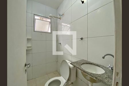 Casa à venda com 500m², 8 quartos e sem vagaBanheiro da Kitnet 4