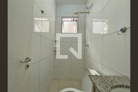 Casa à venda com 500m², 8 quartos e sem vagaBanheiro da Kitnet 4