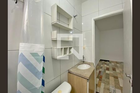 Casa à venda com 500m², 8 quartos e sem vagaBanheiro da Kitnet 2