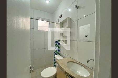 Casa à venda com 500m², 8 quartos e sem vagaBanheiro da Kitnet 2