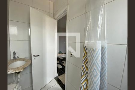 Casa à venda com 500m², 8 quartos e sem vagaBanheiro da Kitnet 8