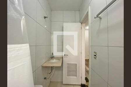 Casa à venda com 500m², 8 quartos e sem vagaBanheiro da Kitnet 6