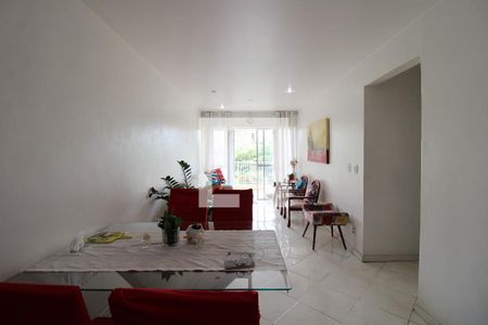 Sala de apartamento para alugar com 2 quartos, 90m² em Anil, Rio de Janeiro