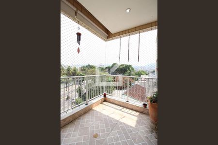Varanda de apartamento para alugar com 2 quartos, 90m² em Anil, Rio de Janeiro