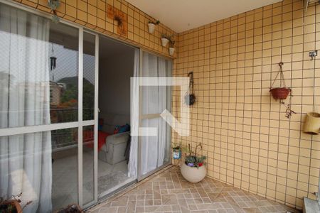 Varanda de apartamento para alugar com 2 quartos, 90m² em Anil, Rio de Janeiro