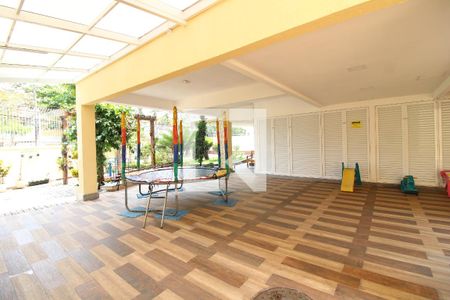 Apartamento para alugar com 90m², 2 quartos e 1 vagaÁrea comum - Playground