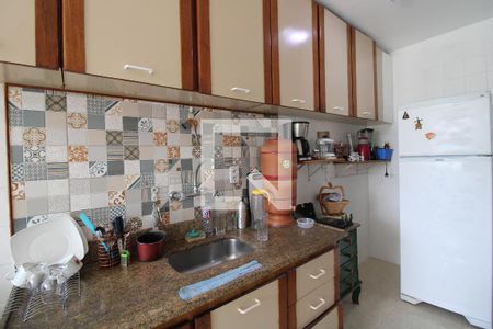 Apartamento para alugar com 90m², 2 quartos e 1 vagaCozinha