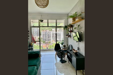 Apartamento à venda com 40m², 1 quarto e 1 vagaSala