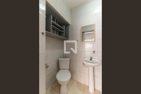 Banheiro de kitnet/studio à venda com 1 quarto, 54m² em República, São Paulo