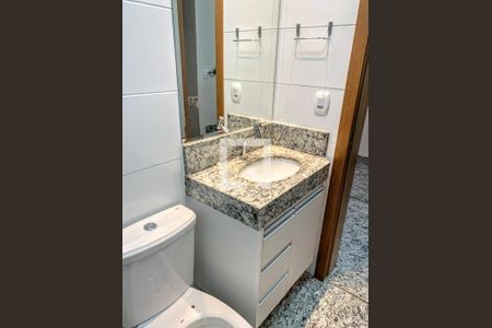 Banheiro de apartamento à venda com 3 quartos, 150m² em Savassi, Belo Horizonte