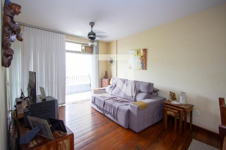 Sala de apartamento para alugar com 3 quartos, 140m² em Ingá, Niterói