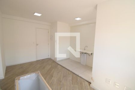Sala / Cozinha / Área de Serviço de apartamento para alugar com 2 quartos, 43m² em Tucuruvi, São Paulo