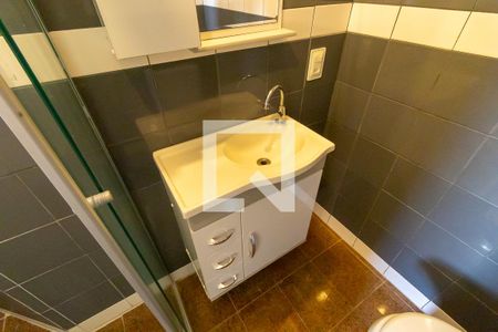 Apartamento para alugar com 72m², 3 quartos e 1 vaga Apartamento para alugar com 72m², 3 quartos e 1 vagaBanheiro da suíte