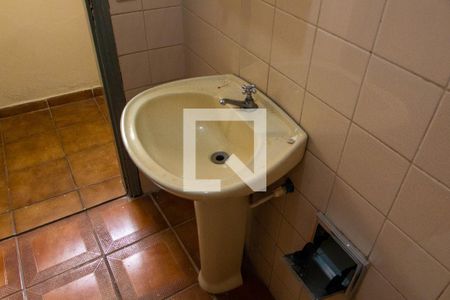 Casa para alugar com 170m², 2 quartos e 2 vagasBanheiro