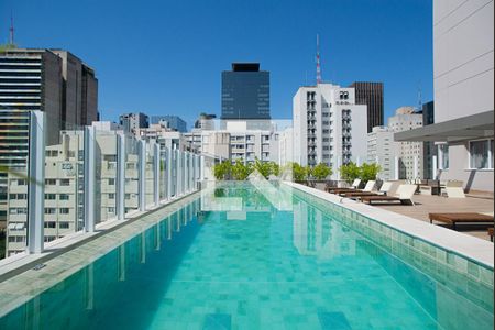 Studio à venda com 31m², 1 quarto e sem vagaÁrea comum - Piscina