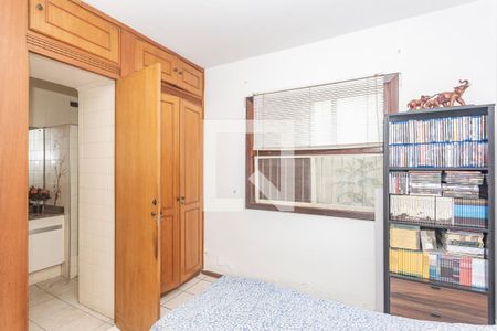 Suíte 1 de casa à venda com 4 quartos, 257m² em Jardim da Saúde, São Paulo
