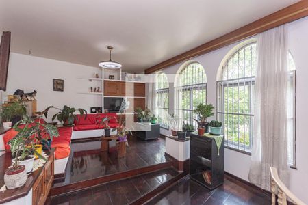 Sala de casa à venda com 4 quartos, 257m² em Jardim da Saúde, São Paulo