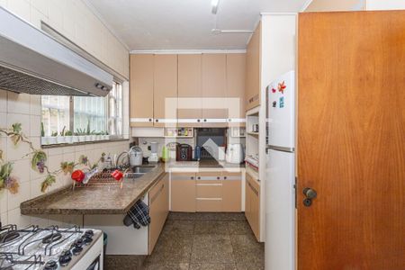 Casa à venda com 257m², 4 quartos e 3 vagasCozinha