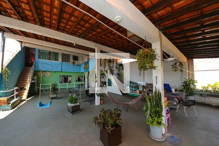 Casa à venda com 106m², 7 quartos e 3 vagasArea