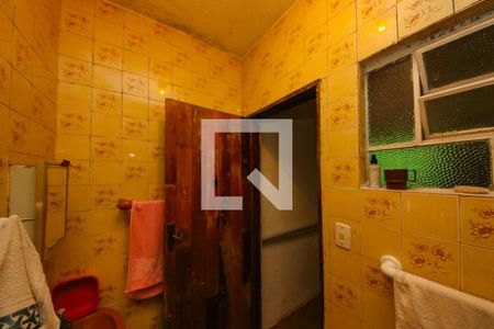 Casa à venda com 106m², 7 quartos e 3 vagasBanheiro