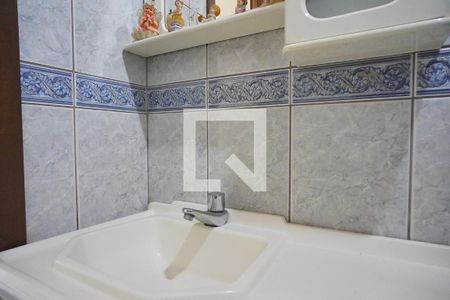 Casa à venda com 280m², 4 quartos e 2 vagasBanheiro da Suíte