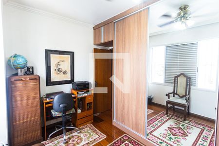 Apartamento à venda com 135m², 3 quartos e 2 vagasQuarto 2