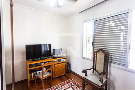 Apartamento à venda com 135m², 3 quartos e 2 vagasQuarto 2