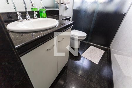 Apartamento à venda com 135m², 3 quartos e 2 vagasArmário do Banheiro da Suíte