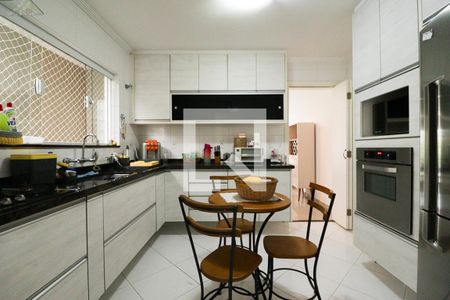 Casa à venda com 205m², 3 quartos e 4 vagasCozinha