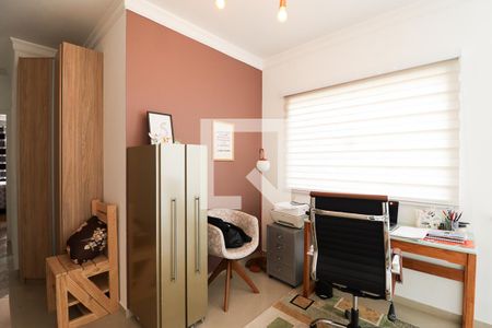 Casa à venda com 205m², 3 quartos e 4 vagasEscritório