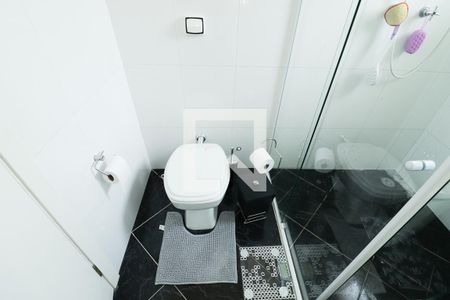 Casa à venda com 205m², 3 quartos e 4 vagasBanheiro da Suíte 1