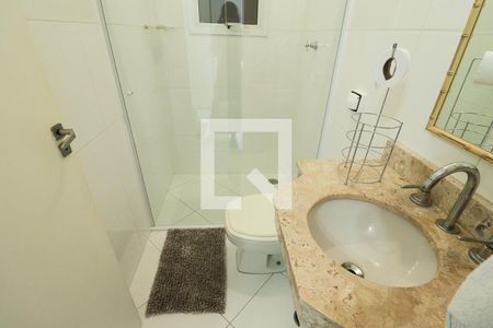 Casa à venda com 205m², 3 quartos e 4 vagasBanheiro de Serviço