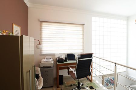 Casa à venda com 205m², 3 quartos e 4 vagasEscritório