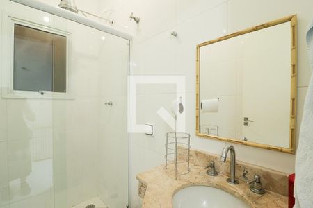 Casa à venda com 205m², 3 quartos e 4 vagasBanheiro de Serviço