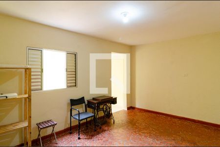 Casa à venda com 145m², 2 quartos e 1 vagaQuarto de Serviço