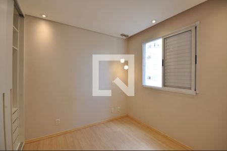 Quarto 1 de apartamento para alugar com 2 quartos, 46m² em Jardim Leonor Mendes de Barros, São Paulo