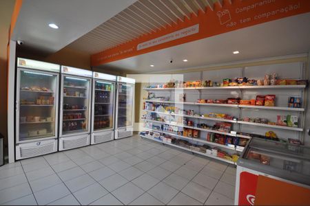 Apartamento para alugar com 46m², 2 quartos e 1 vagaMini Market