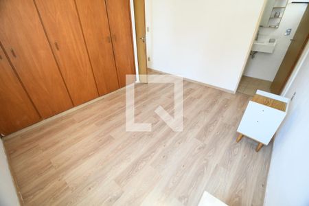 Quarto  de apartamento à venda com 1 quarto, 66m² em Vila Itapura, Campinas