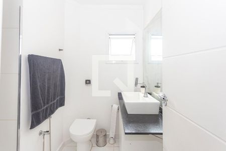 Casa à venda com 95m², 3 quartos e 1 vaga Casa à venda com 95m², 3 quartos e 1 vagaBanheiro