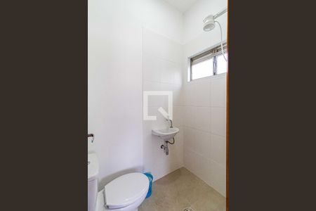 Casa para alugar com 400m², 3 quartos e 6 vagasBanheiro de serviço