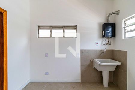 Casa para alugar com 400m², 3 quartos e 6 vagasLavanderia